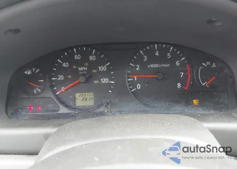 2005 Nissan Sentra 1.8S from USA, damaged, VIN 3N1CB51D35L579388